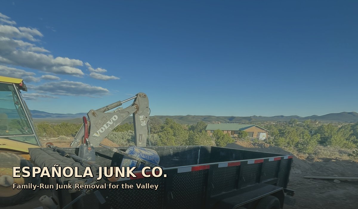 Junk removal dump trailer in Española NM ready for furniture and appliance hauling in the Española Valley